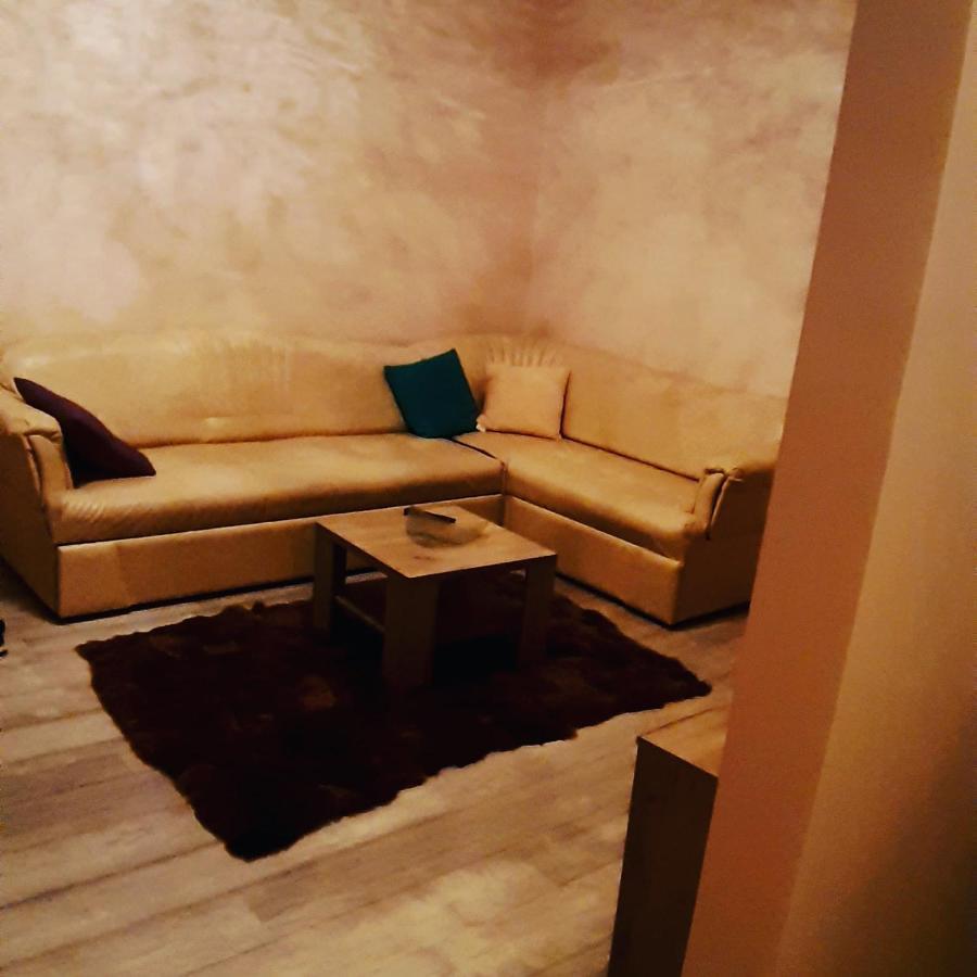 Lux Apartman Чачак Екстер'єр фото