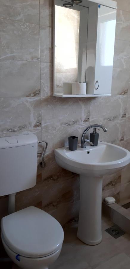 Lux Apartman Чачак Екстер'єр фото