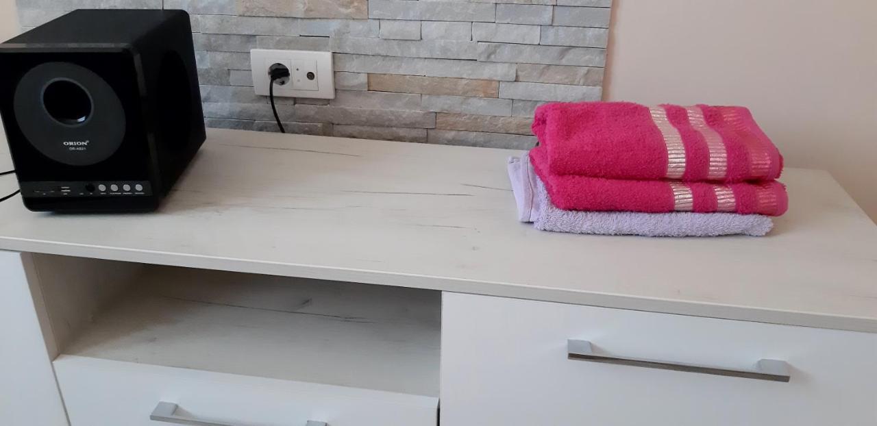 Lux Apartman Чачак Екстер'єр фото